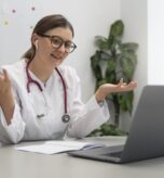 doctor-teleconsulting-patient-laptop